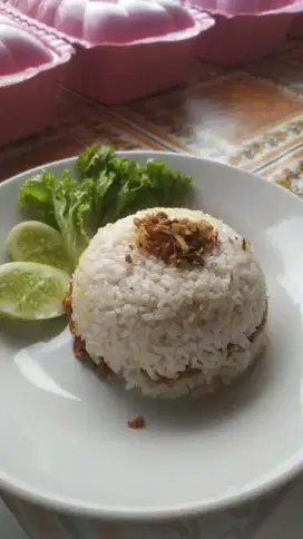 Cari pekerjaan juru masak atau art yg bisa paruh waktu
