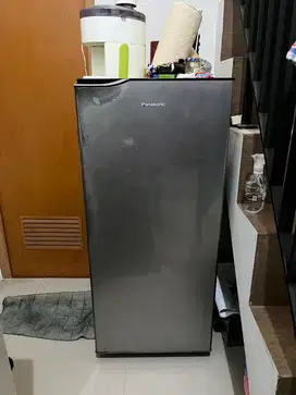 Kulkas panasonic 1 pintu