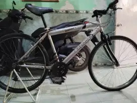 Sepeda mtb siap pakai