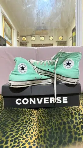 sepatu converse high