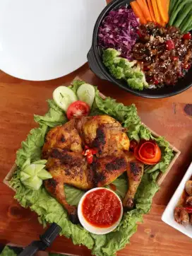 AYAM BEKAKAK KAMPUNG
