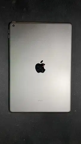 APPLE 9TH GEN 64GB WIFI ONLY