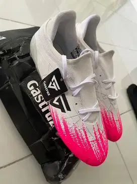 Sepatu bola original gastruz