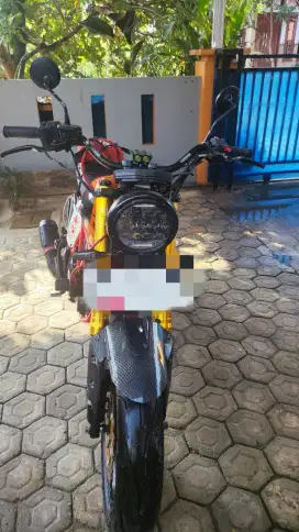 Yamaha scorpio Custom Scrambler