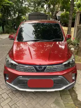 Wuling Confero S Cantik warna marun