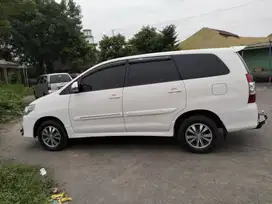 Toyota Kijang Innova 2014 Bensin