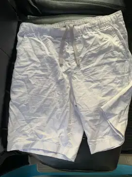 Celana pendek uniqlo mulus