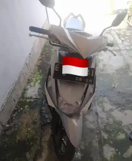 Yamaha Mio Z tahun 2016 putih