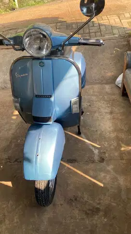 Vespa classic 2 tak px look Npx/ New px anyversary