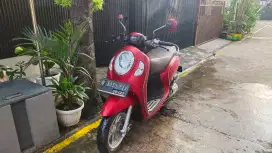 Scoopy Merah 2022 Keyless