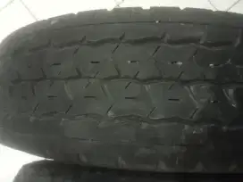 2 ban Bridgestone R 13 ex granmax