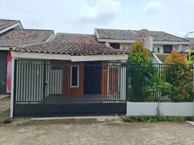 Disewakan Rumah Full Furnish di Kota Metro Lampung