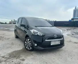 [HOT DEAL] KM 60RB | TOYOTA SIENTA V 2017 PAKAI 2018