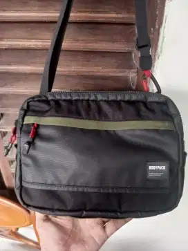 Tas slempang bodypack