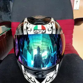 Helm keren AGV ori