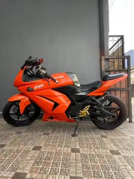 Motor sport Ninja 250