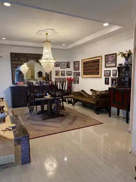 Rumah bagus siap huni - Cinere