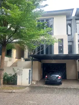 Rumah di  Navapark BSD Lancewood tipe 10x22 Furnished