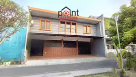 Rumah Dekat Kampus UNS bisa Peruntukan Kost, Kantor atau Cafe