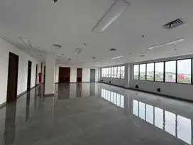 DISEWAKAN OFFICE SPACE BARU STRATEGIS DI JALAN GEDONG PANJANG