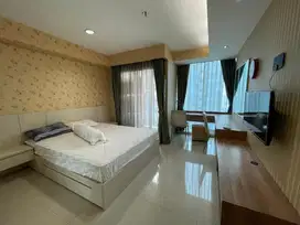 2 Bedroom Tamansari Hive Furnished & View Cantik di Cawang UKI