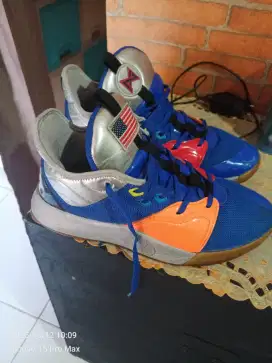 Sepatu nike NASA like new barang masih istimewa no tipu2, Sz-32-33