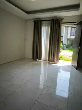 Rumah 2 lantai tatar simakirana kota baru parahyangan