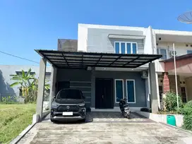 Disewakan Rumah Cluster Meadow Green Lippo Cikarang