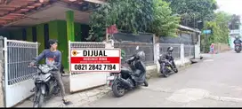 Di jual rumah siap huni bangunan lama terawat
