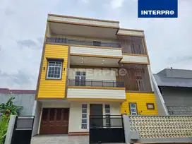 Rumah Baru Renovasi Dijual Siap Huni Mega Kebon Jeruk LT 240m2