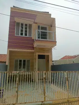 Dijual Rumah Minimalis 2 Lantai Dekat Perempatan Sadang Purwakarta