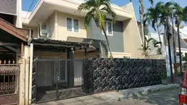 Rumah Dharmahusada Indah Barat BAGUS SIAP HUNI