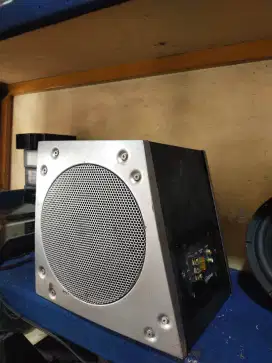 Sub aktif 8in  blaupunkt
