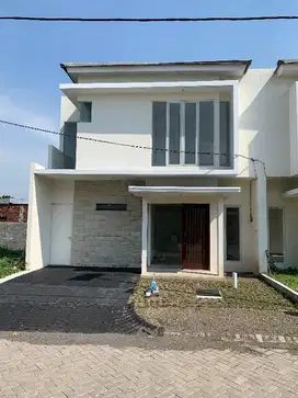 Rumah Diamond Park Residence Cluster Pink Diamond 2lantai