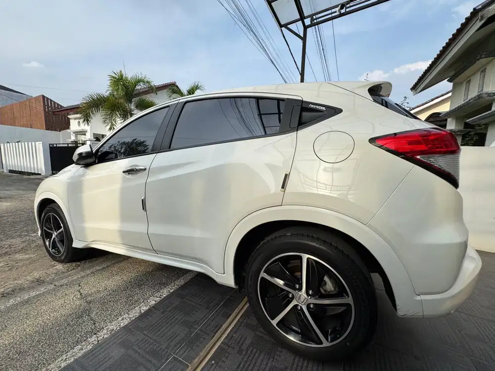 Honda HR-V 2021 Bensin prestige