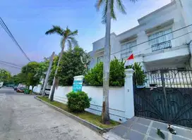 Dijual Rumah Mewah Hook Pluit - 4BR+1, 9.5m, Pluit, Jakarta Utara