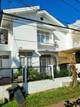 Dijual Rumah di Bintaro Sektor 5 Perkici
