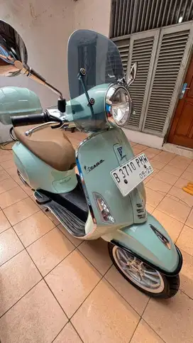PIAGGIO VESPA PRIMAVERA 150 i-get ABS 2023 KM MUNGIL PEMAKAIAN PRIBADI