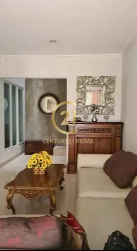 Dijual Rumah Dengan Kolam Renang, Di Pondok Aren,