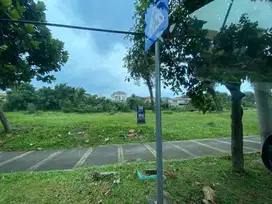 Majapahit Commercial Distrix