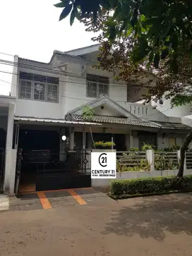 Dijual Rumah Siap Huni 2 Lantai Terawat di Bintaro Sektor 9