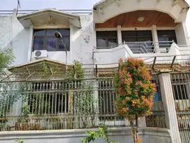Jual Rumah Siaphuni, cocok utk usaha ato dibangun ulang, lokasi ciamik
