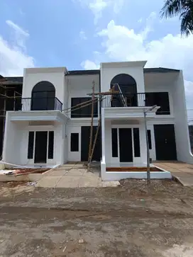 Rumah 2 Lantai Harga terjangkau Pemda-Cibinong.