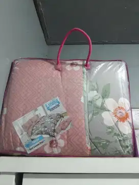 BED COVER BONITA