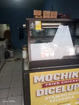 Lowongan kerja pegawai fried Chicken
