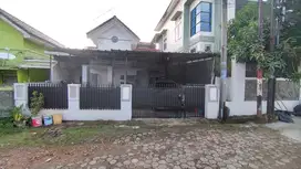 RUMAH STRATEGIS DEKAT KE PUSAT KOTA ALANG ALANG LEBAR SUMATERA SELATAN