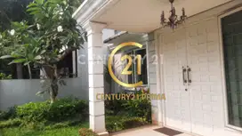 Dijual Cepat Rumah Lokasi Strategis  Di Bintaro Sektor 1 Jaksel