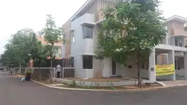 DIJUAL RUMAH HOOK DI GRAND TARUMA KARAWANG BARAT