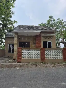 Rumah Asri Siap Huni 1 menit jl jogja solo Klaten