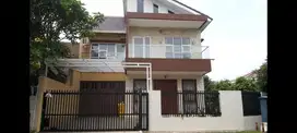 Dijual cepat rumah di Giriloka BSD dekat sekolah & pasar modern